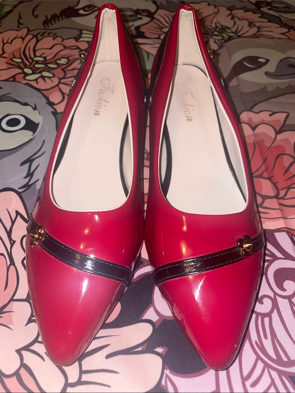 Red & black vintage inspired Korean fashion shoes (260=8.5)